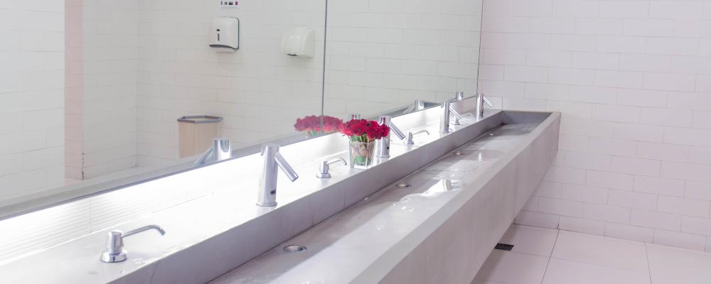 Commercial Kitchen Deep Cleaning - Envirotec Hygiene Services